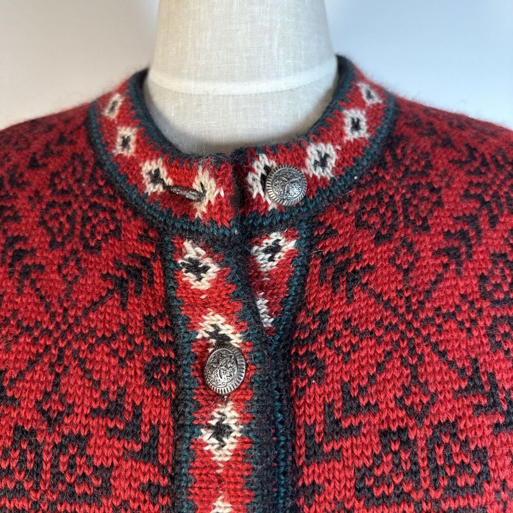 LL Bean Nordic Cardigan Merino Wool Small Red Button Fair Isle   C-44" Med L - Picture 2 of 9
